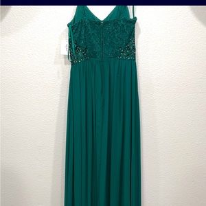 Brand New dark green long  prom dress size 7 reg